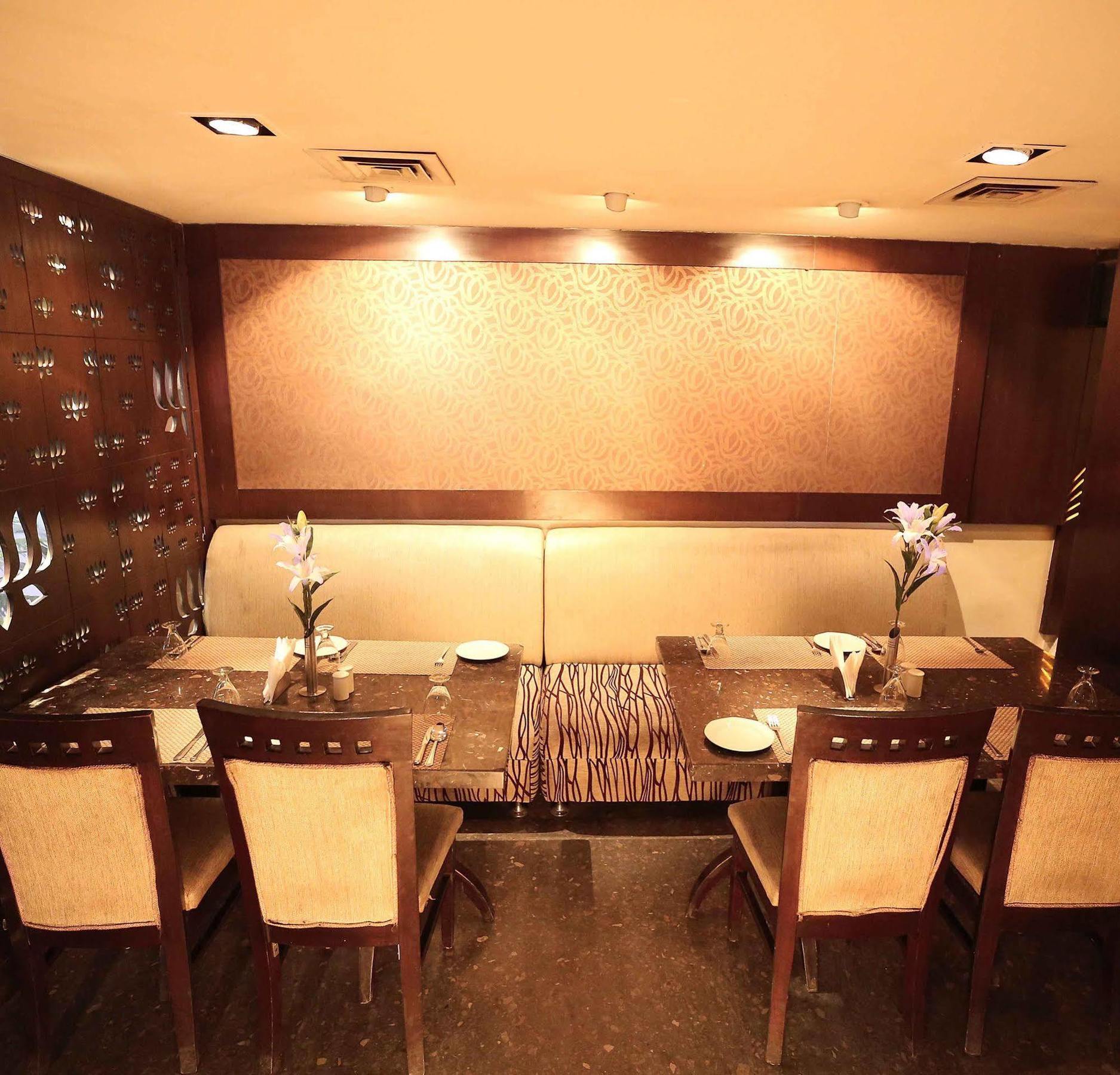 Hotel Shanti Palace West Patel Nagar Nueva Delhi Exterior foto